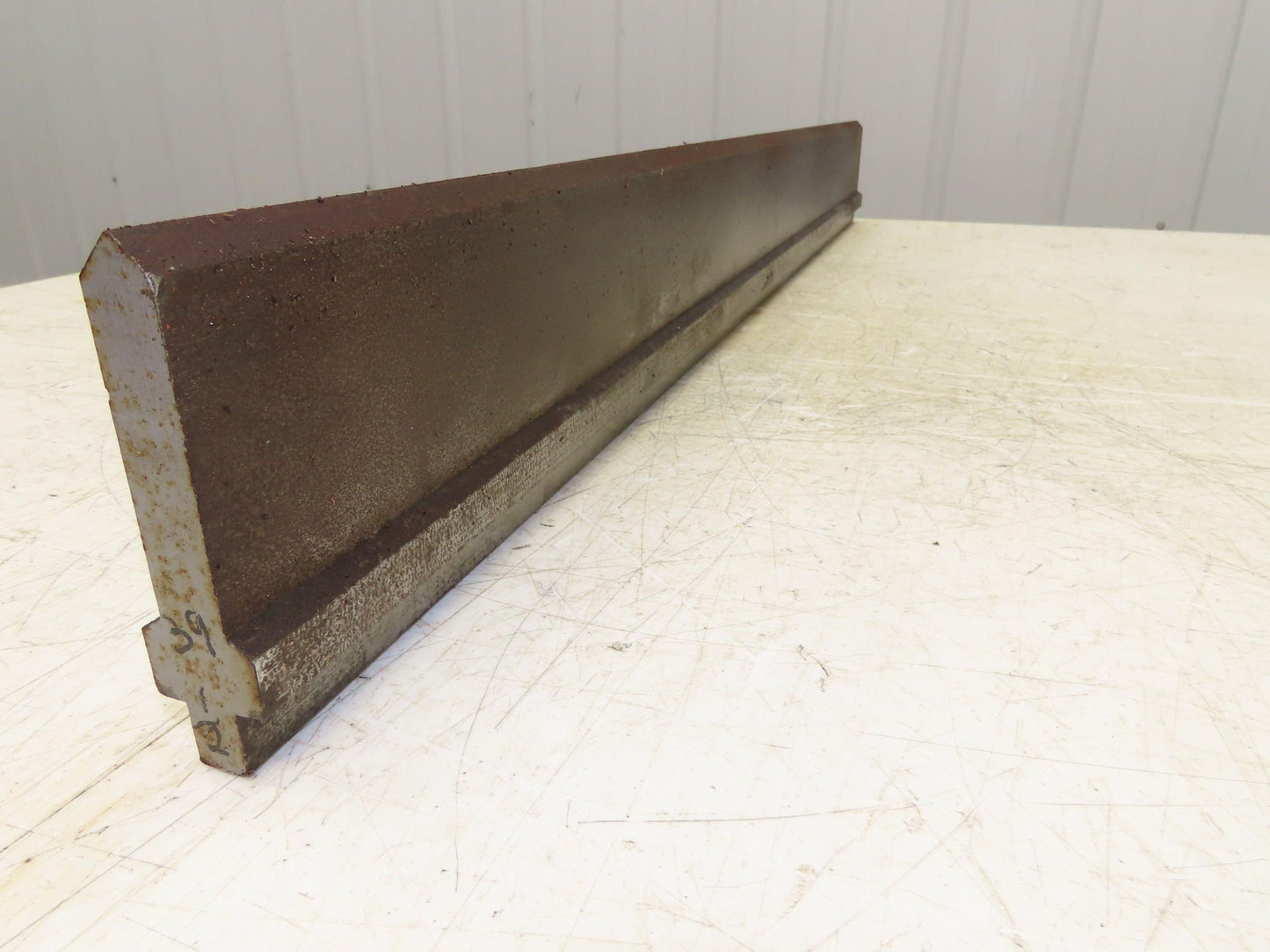 Press Brake Punch Die 39-1/2" Long 90° V 5/8" W 3-3/4" H 1/2" Tang