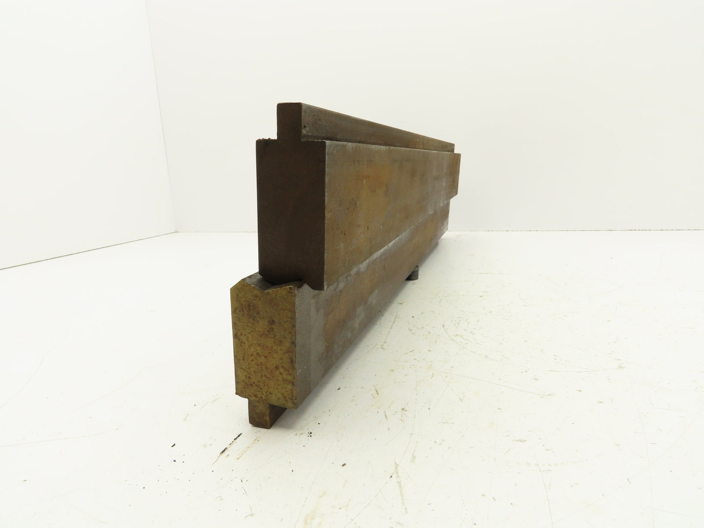 Press Brake Punch Die Set 24-1/4" Long 125° Offset Z Bend 11/16" W 140° 2nd V