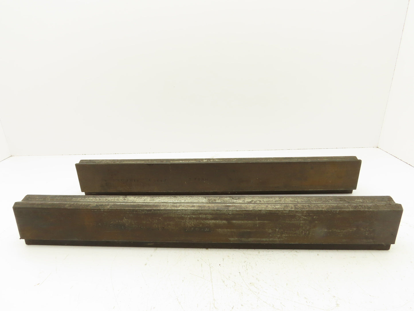 Press Brake Punch Die Set 24-1/4" Long 125° Offset Z Bend 11/16" W 140° 2nd V