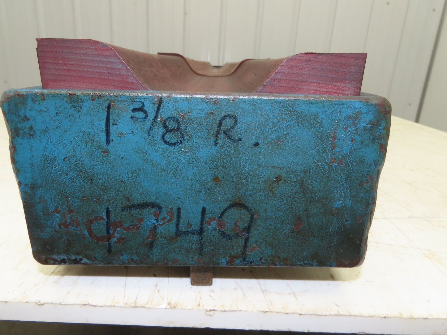 Press Brake Die Urethane 60-1/2" Long 1-3/8" Radius 4-3/4" H 1/2" Tang