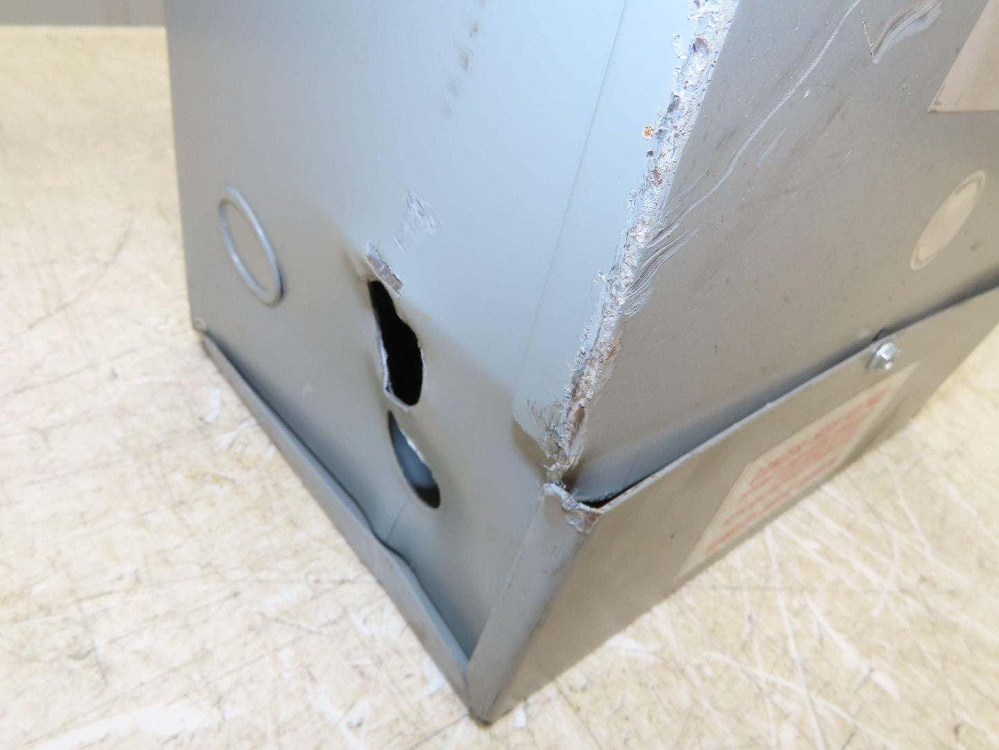 Hammond Q007LEKF Industrial Transformer 1PH 7.5KVA 240-480V PRI 120-240V