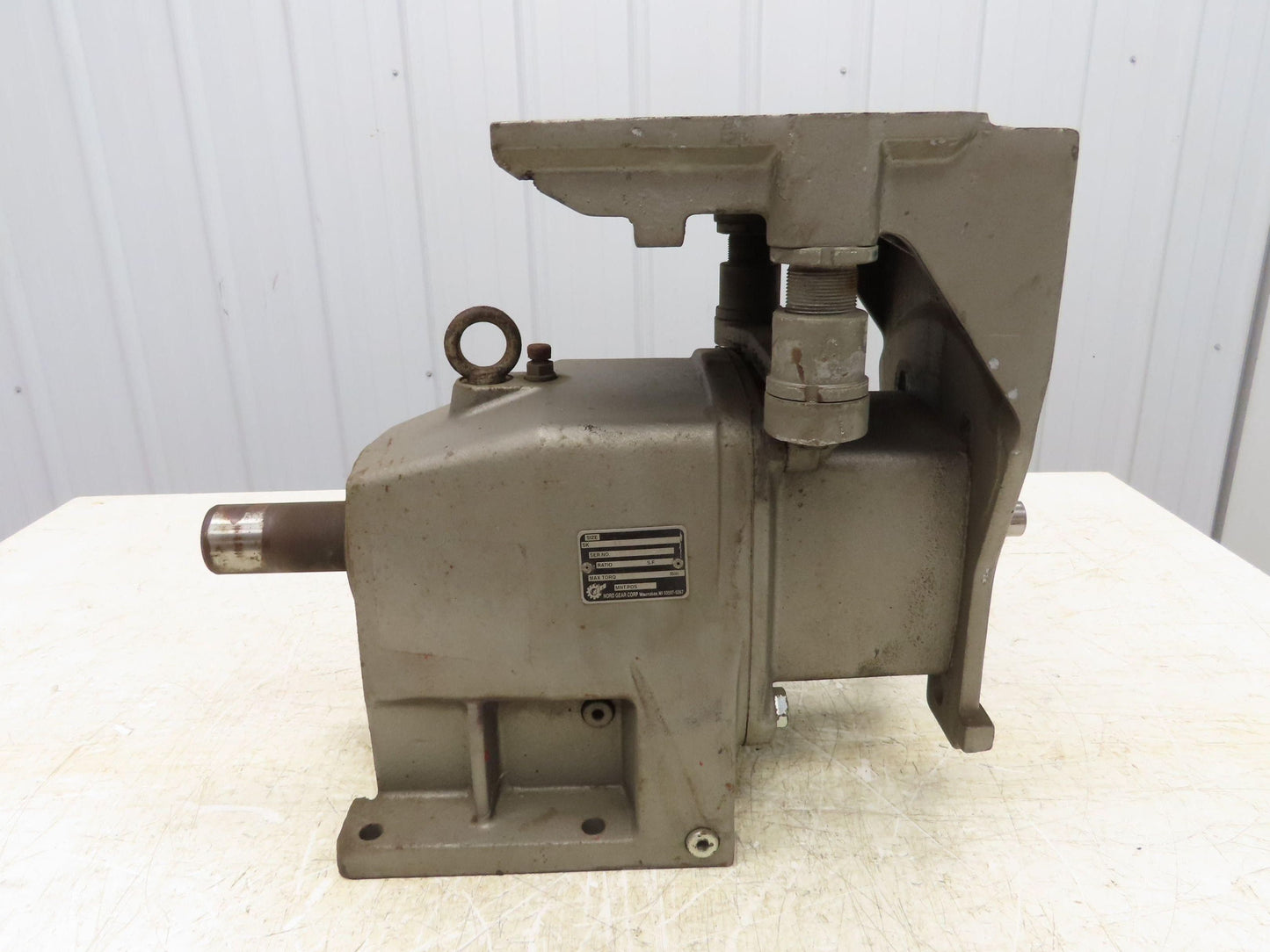 Nord Gear SK 32-MK11 Inline Helical Gearbox 3.75:1 Reducer 467rpm 3434 Torq