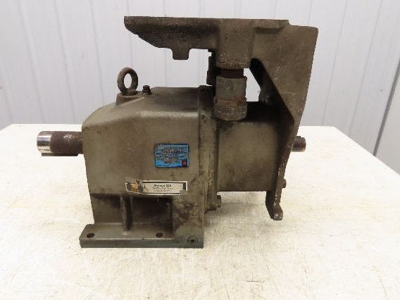 Nord Gear SK 32-MK213T Inline Helical Gearbox 3.75:1 Reducer 467rpm 3960 Torq