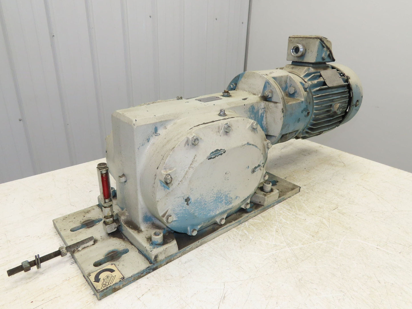 Dodge Reliance 180CM28A60 Inline Gearmotor 60:1 RH Reducer 29rpm 5Hp 460V 184T