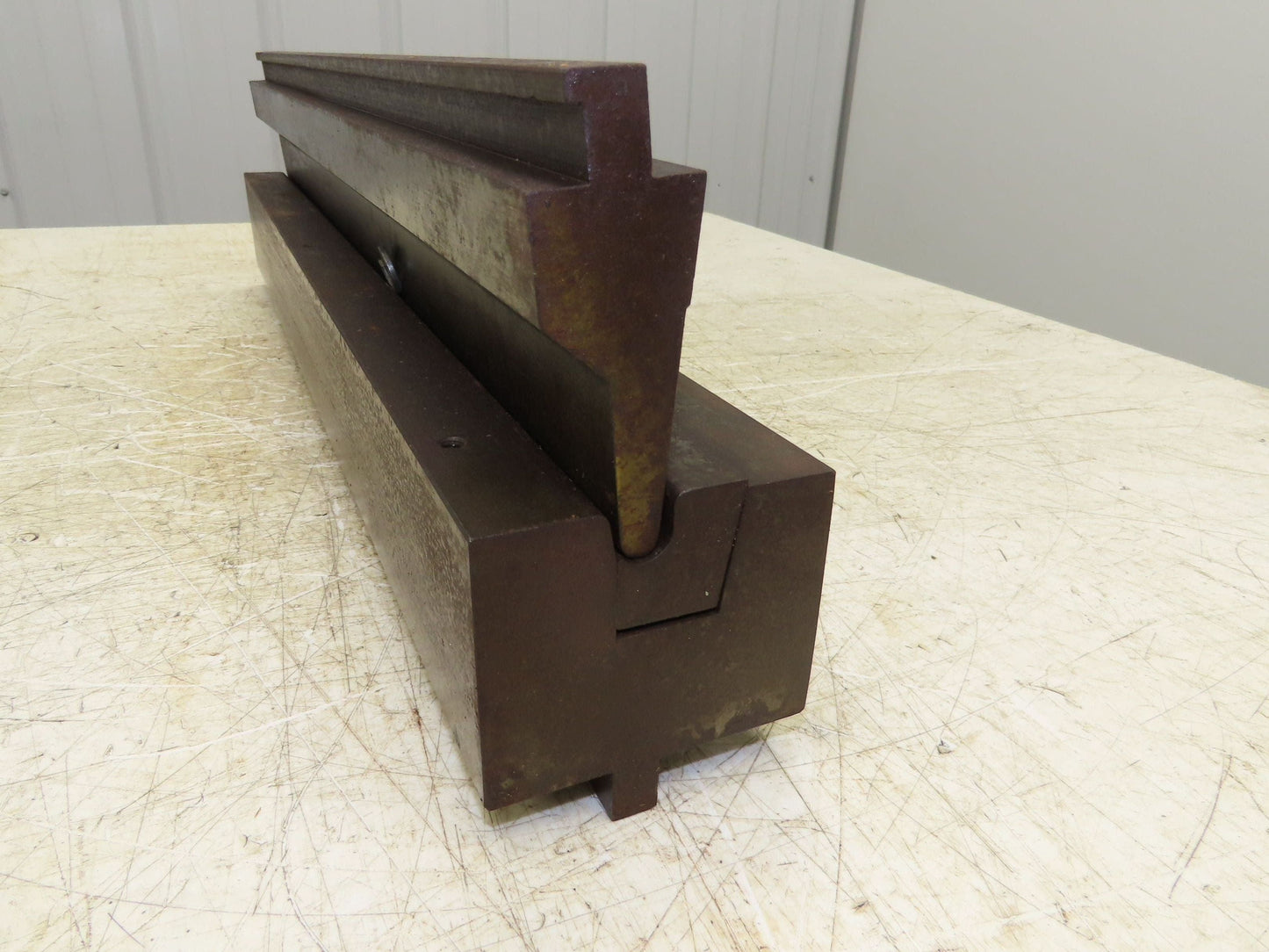 Press Brake Punch Die Set 25" Long 3/8" U Bend 9/16" Deep 1/2" Safety Tang