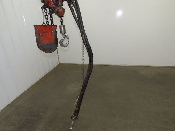 Chicago Pneumatic 1/2 Ton 1000Lb Power Vane Air Chain Hoist 15' Lift w/Pendant