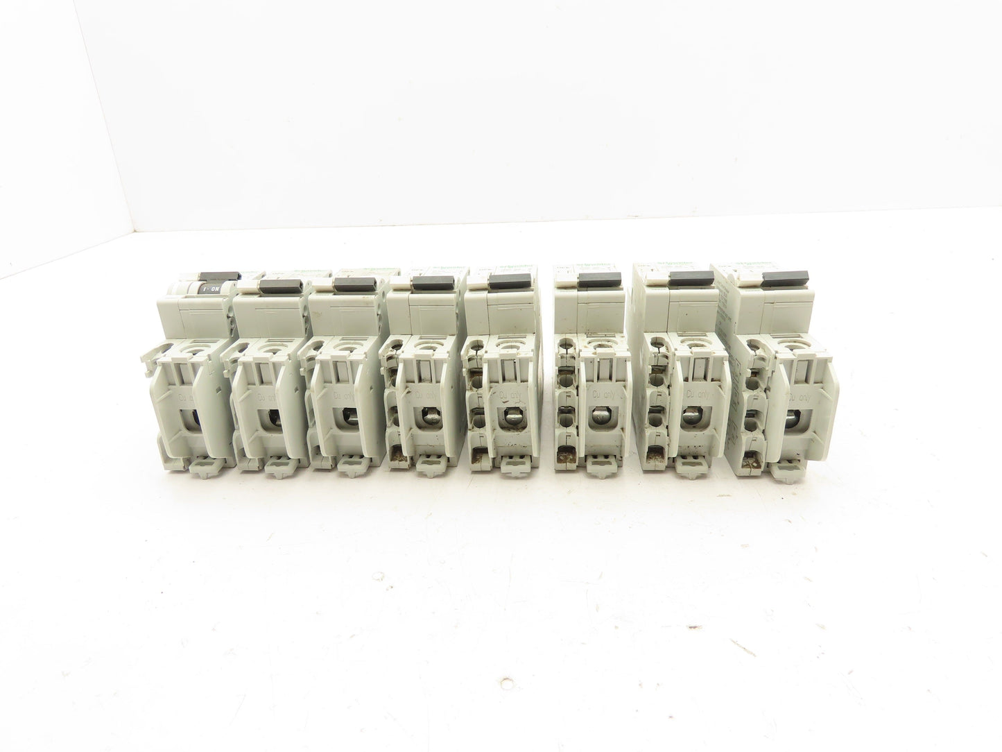 Schneider Electric 60107 C60 6A Circuit Breaker 240V Lot of 8