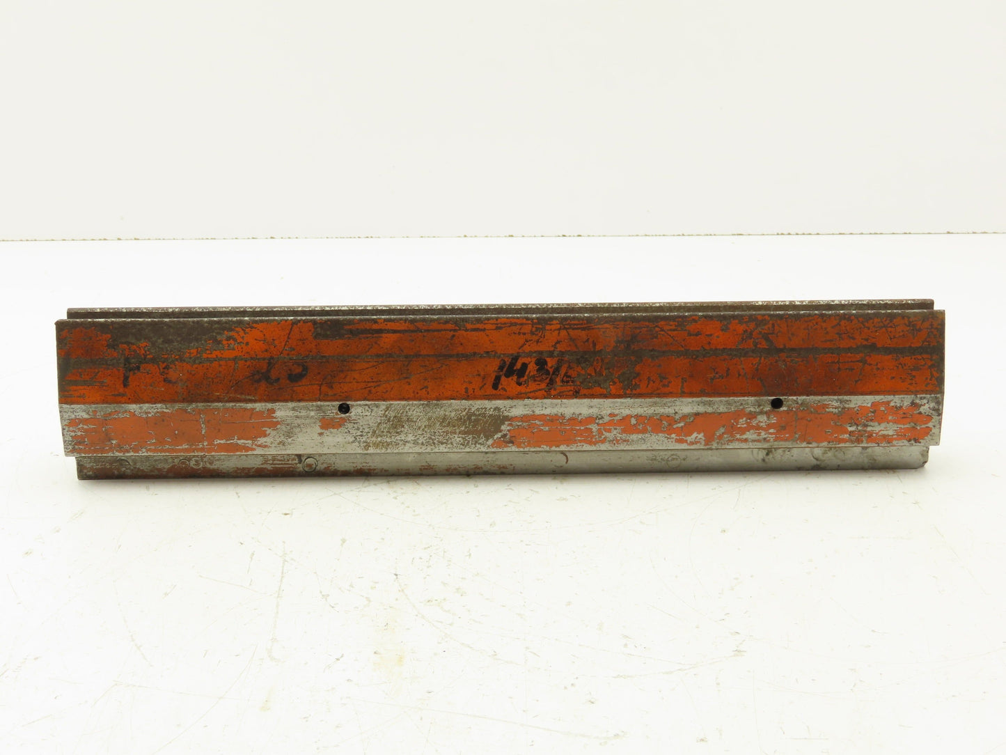 Press Brake Die 14-3/4" Long 30° V 1/2" W 3/4" D 2-5/16" H 1/2" Tang