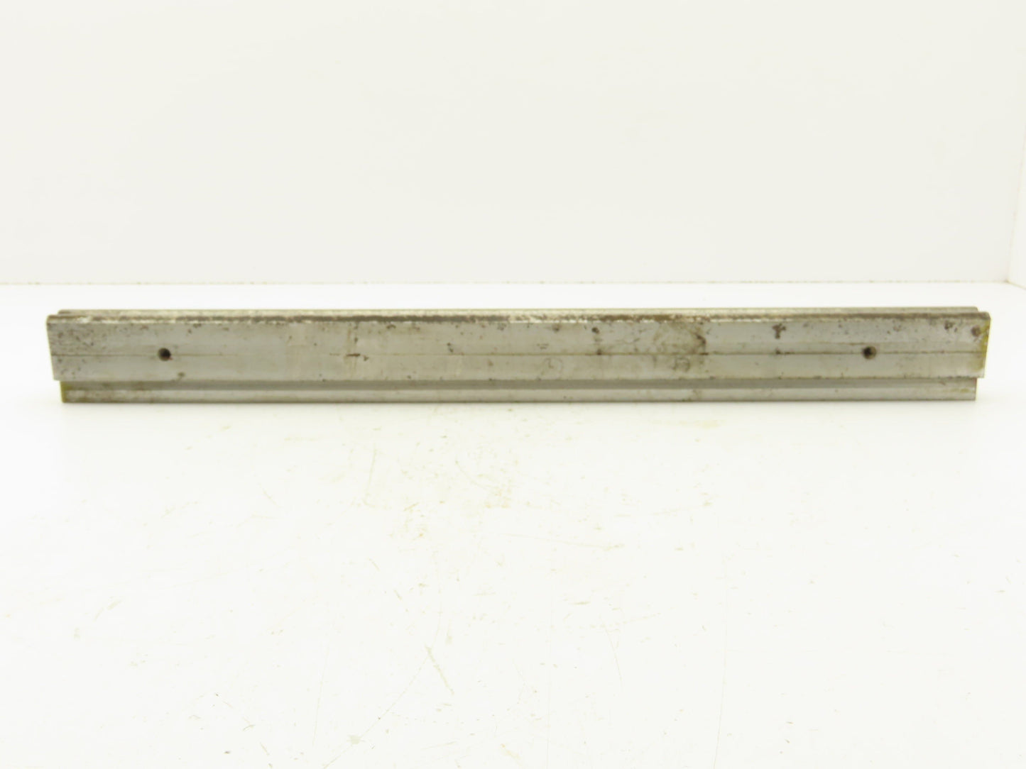 Press Brake Die 22-1/16" Long 90° V 5/16" W 3/16" D 1-9/16" H 1/2" Tang