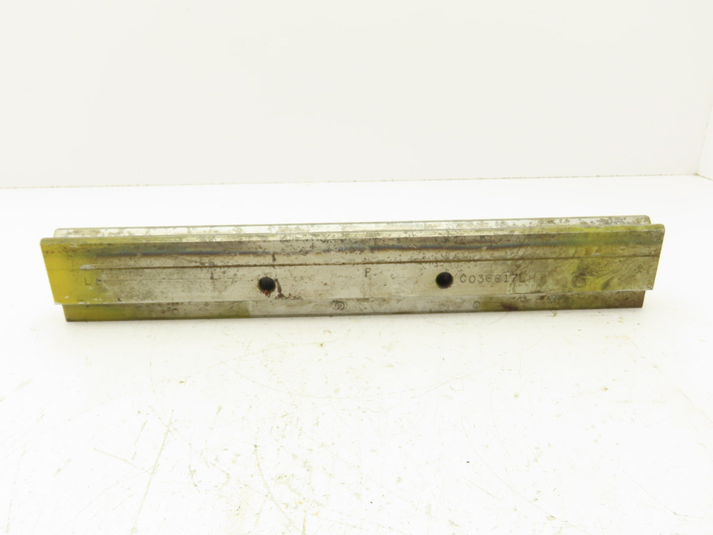 Press Brake Die 15-3/8" Long 90° V 1/2" W 1/4" D 1-3/4" H 1/2" Tang