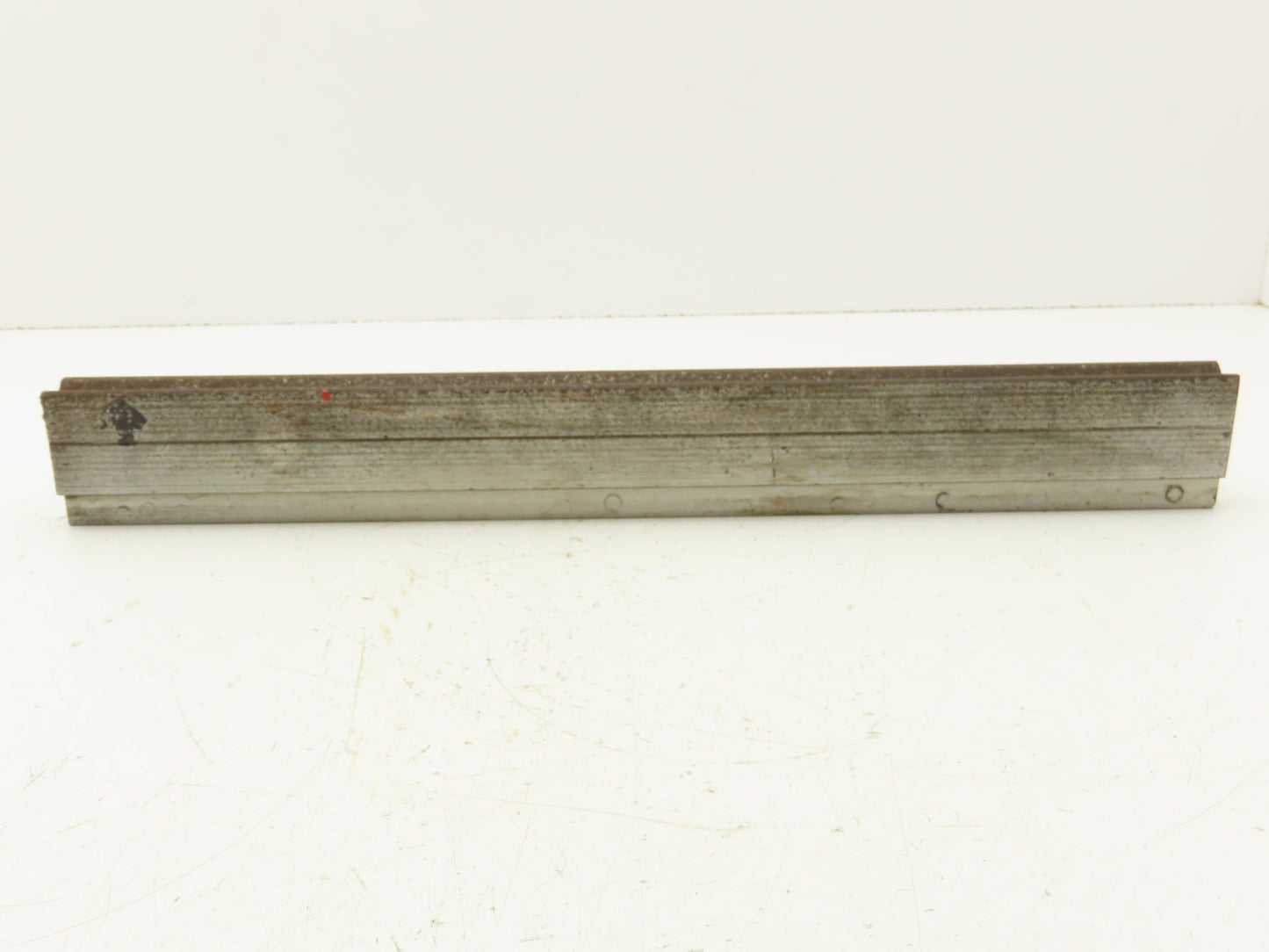 Press Brake Die 19-3/8" Long 90° V 5/8" W 5/16" D 1-3/4" H 1/2" Tang