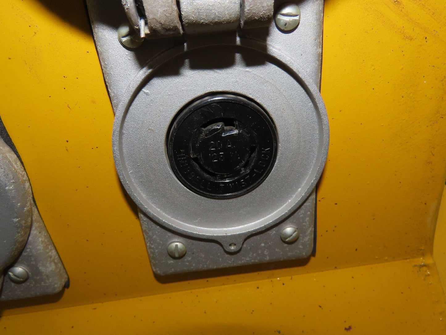 Northwestern II-10026 Jobsite Power Transformer 25kva 440V 100A 1Ph 120V Outlet