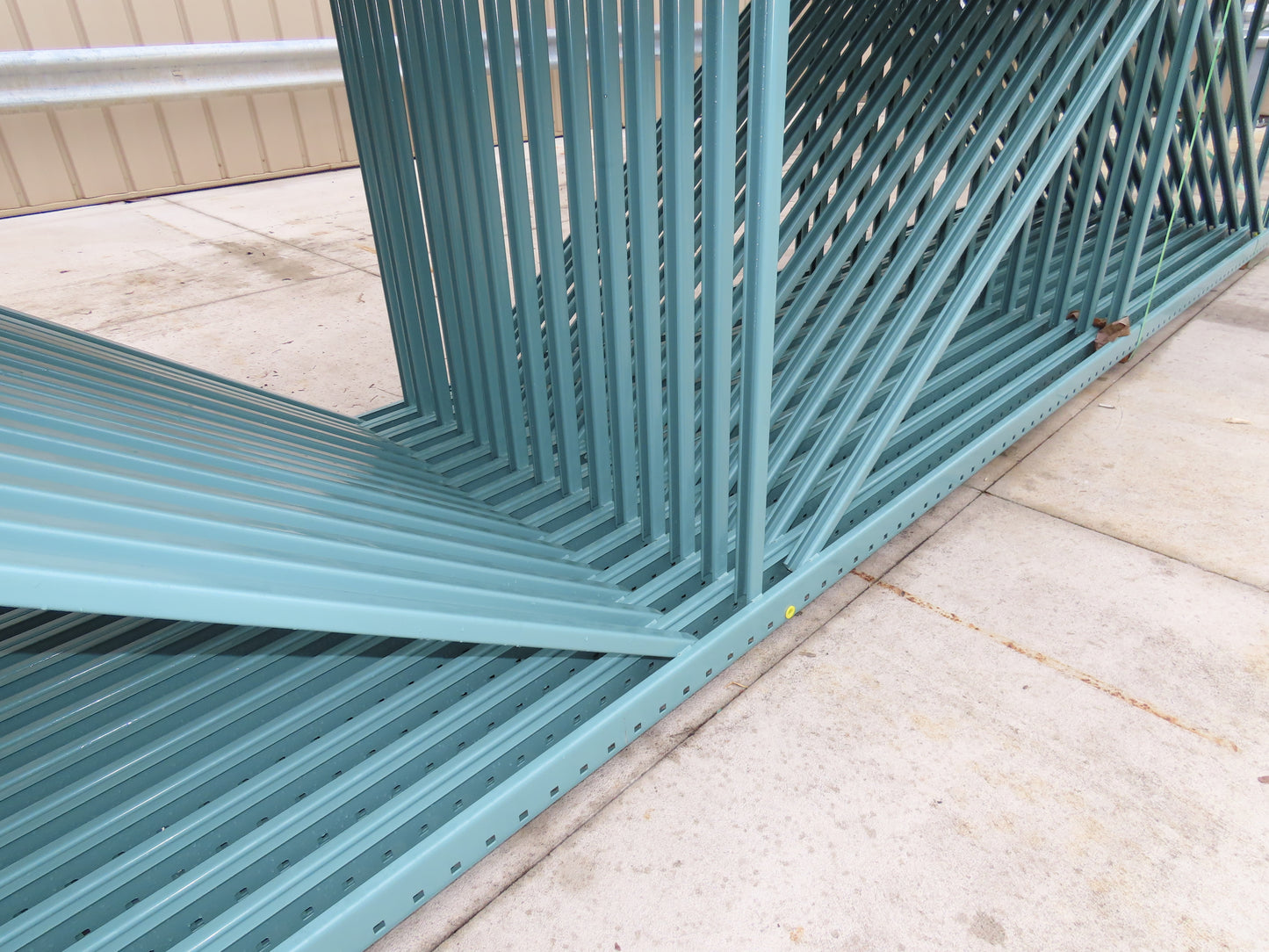 Interlake 20' x 42" Teardrop Pallet Racking Upright 3x3" Leg 23900Lb Green