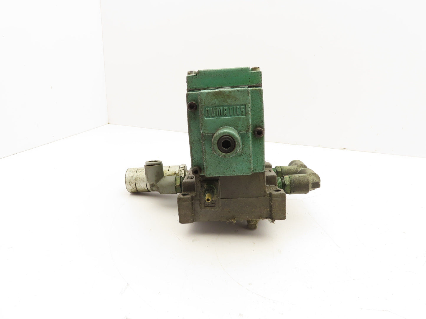 Numatics 33DPR4430 Pneumatic Valve Manifold 1/4" NPT