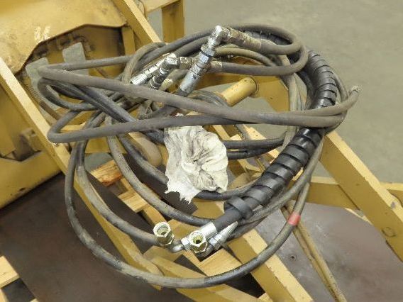 Cascade 30D-PB-51Q Forklift Attachment Slip Sheet Push Pull Clamp 3000lb Class 2