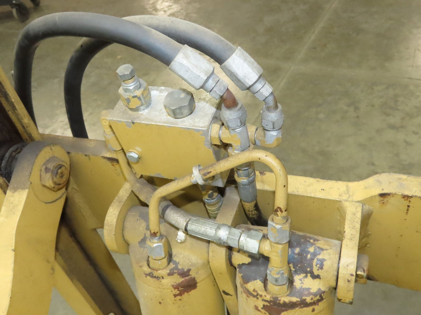 Cascade 30D-PB-51Q Forklift Attachment Slip Sheet Push Pull Clamp 3000lb Class 2