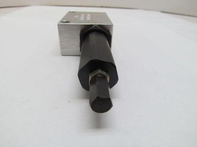 Snap Tite RSV40-T3P-8A Hydraulic Valve