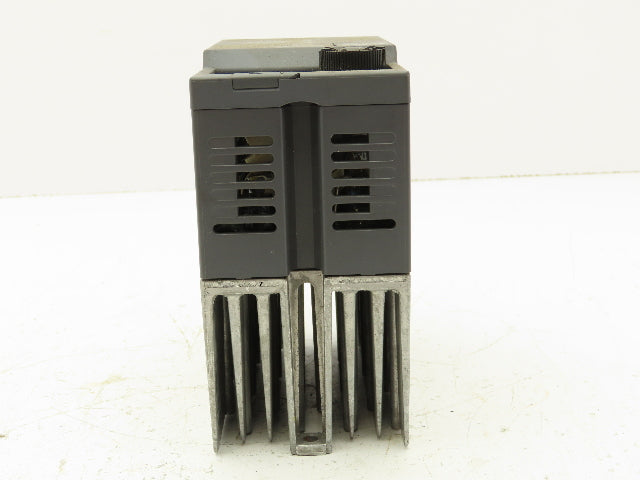 Mitsubishi Electric FR-E720-0.75K VFD Inverter Drive 3PH 1HP 240V