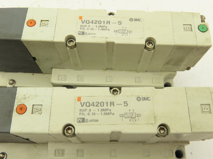 SMC VQ4201R-5 Solenoid Valve Manifold 4/5 Port 3/8" NPT Lot of 2