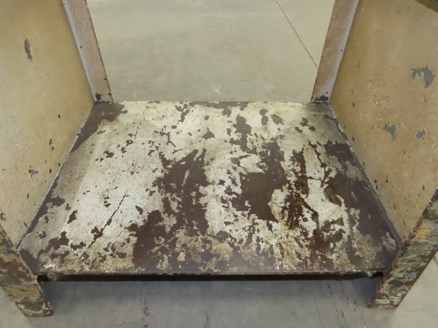 Vintage Podium Work Desk Cast Iron 2 Tier Stand 24x18" Top 25x9.5"