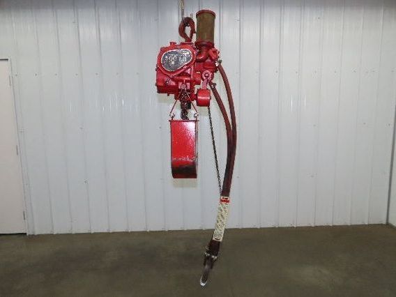 Chicago Pneumatic 1/4 Ton 500Lb Power Vane Air Chain Hoist 15' Lift w/Pendant
