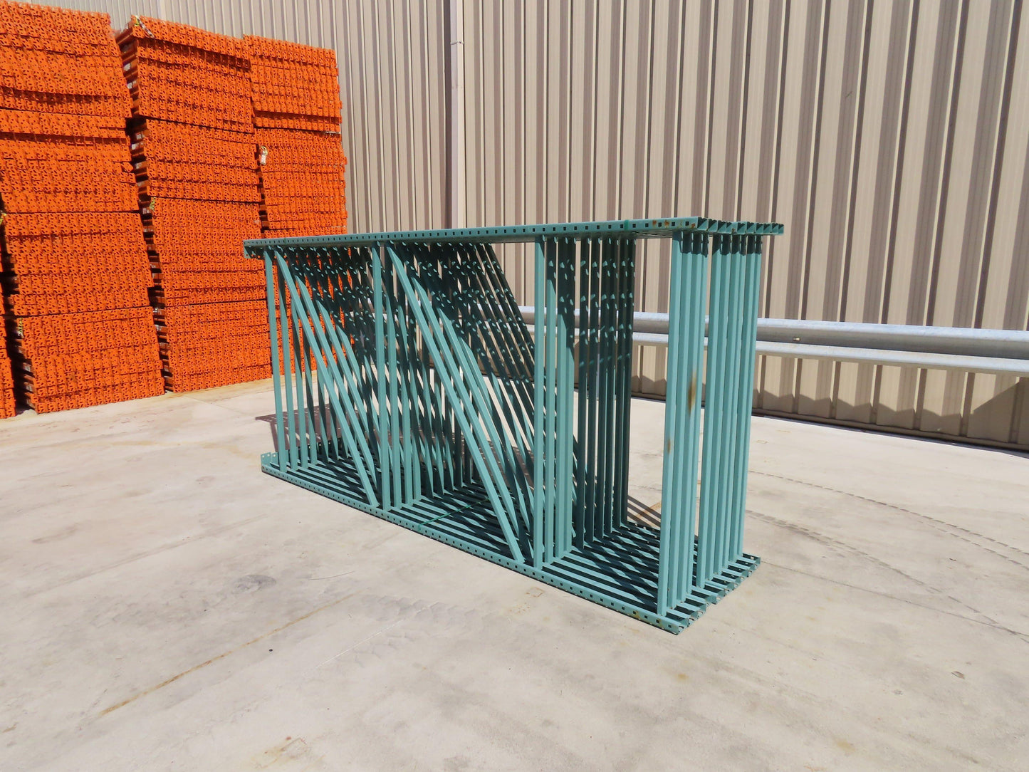 Interlake 10' x 60" Teardrop Pallet Racking Upright 3"x1-5/8" Leg Green