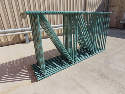 Interlake 10' x 60" Teardrop Pallet Racking Upright 3"x1-5/8" Leg Green