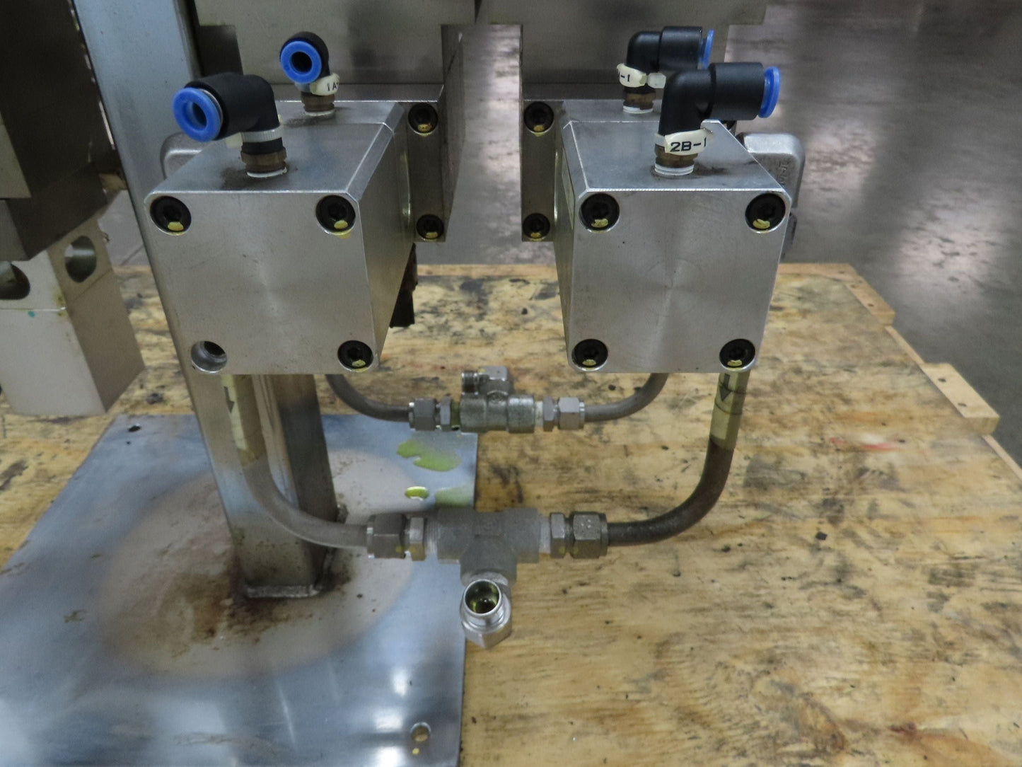 Custom High Pressure Dual 2 Stage Piston Pump Pneumatic Cylinders