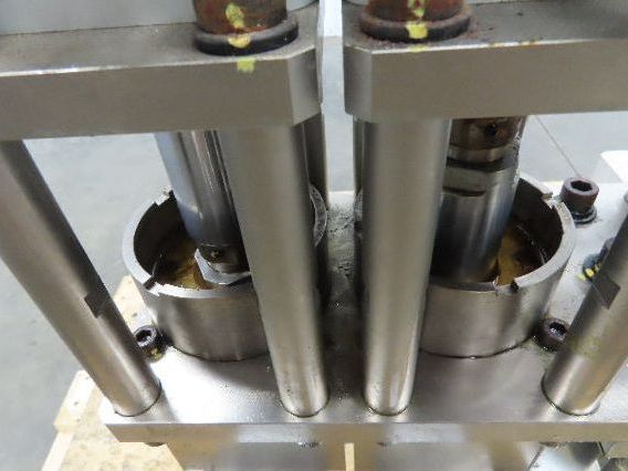 Custom High Pressure Dual 2 Stage Piston Pump Pneumatic Cylinders