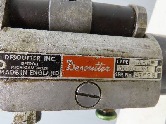 Desoutter AFD 5000 Pneumatic Auto Feed 1/4" Drill Unit Double Drill Head w/Stand