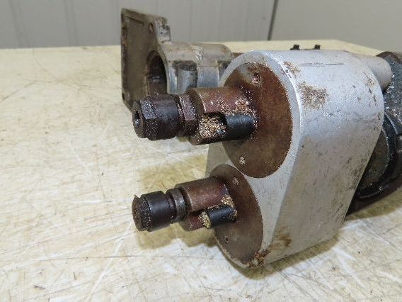 Desoutter AFD 5000 Pneumatic Auto Feed 1/4" Drill Unit Double Drill Head w/Stand