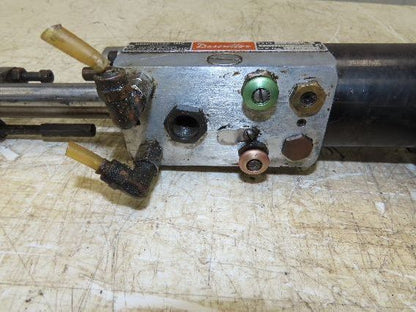 Desoutter AFD 5000 Pneumatic Auto Feed 1/4" Drill Unit Double Drill Head w/Stand