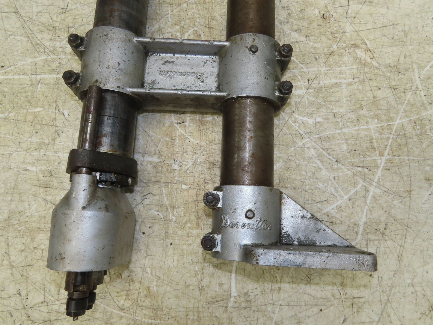 Desoutter AFDK 3000 Pneumatic Auto Feed 5/16" Drill Unit Double Drill Head