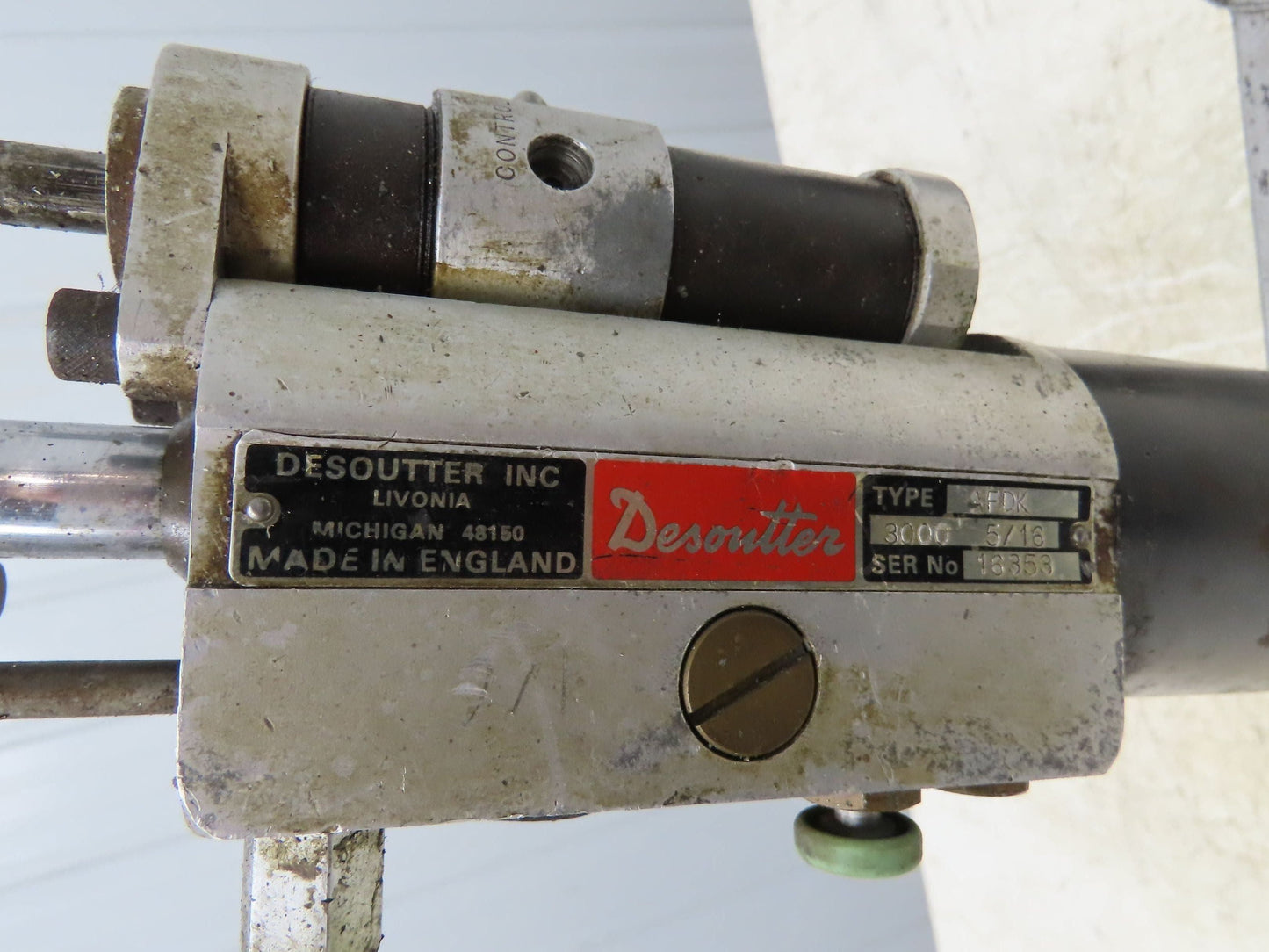 Desoutter AFDK 3000 Pneumatic Auto Feed 5/16" Drill Unit Double Drill Head