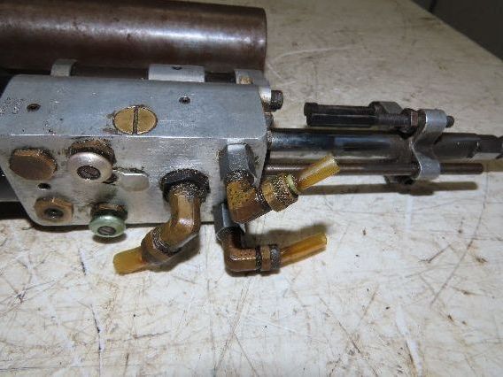 Desoutter AFD 5000 Pneumatic Auto Feed Drill Unit Double Drill Head Type THA