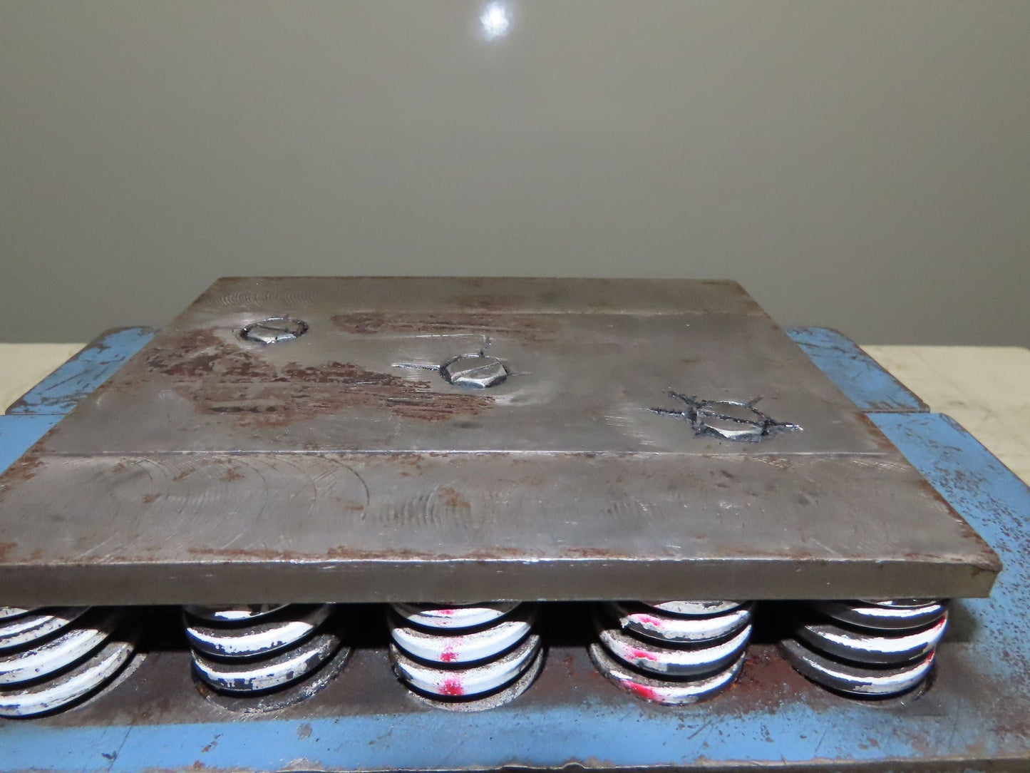 Unipunch HNE 3X7-2 Press Brake Punch 4" Radius Corner Die 8-3/4" Open Height