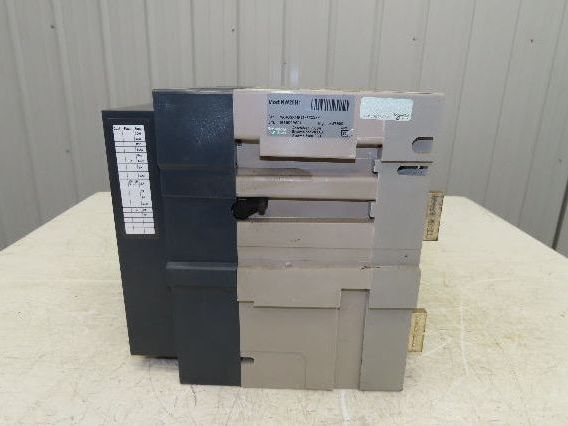 Schneider WC4GGR44R9SXFXXXXX Square D Masterpact Circuit Breaker 2500A 690V