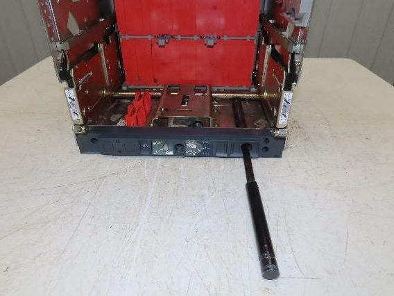 Merlin Gerin CWMQVV3AXAXBXXXFXXT Masterpack Cradle NW25 Chassis 2500A