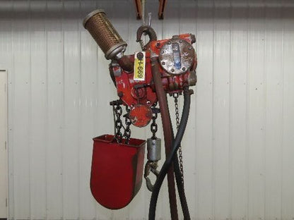 Chicago Pneumatic 1/4 Ton 500Lb Power Vane Air Chain Hoist 10' Lift w/Pendant