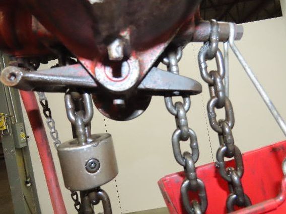 Chicago Pneumatic 1/4 Ton 500Lb Power Vane Air Chain Hoist 11' 6" Lift Pendant