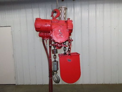 Chicago Pneumatic 1/4 Ton 500Lb Power Vane Air Chain Hoist 10' 4" Lift Pendant