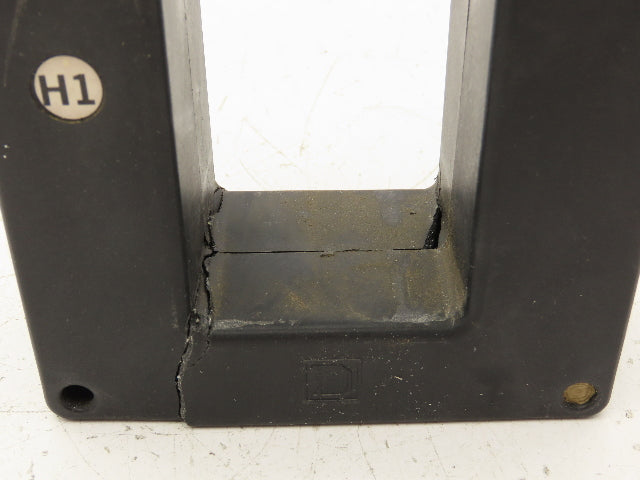 Square D 260R-302 Full Wave Current Transformer 3000:5 Ratio 600V 25-400Hz