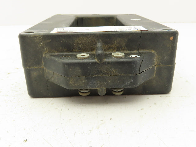 Square D 260R-302 Full Wave Current Transformer 3000:5 Ratio 600V 25-400Hz