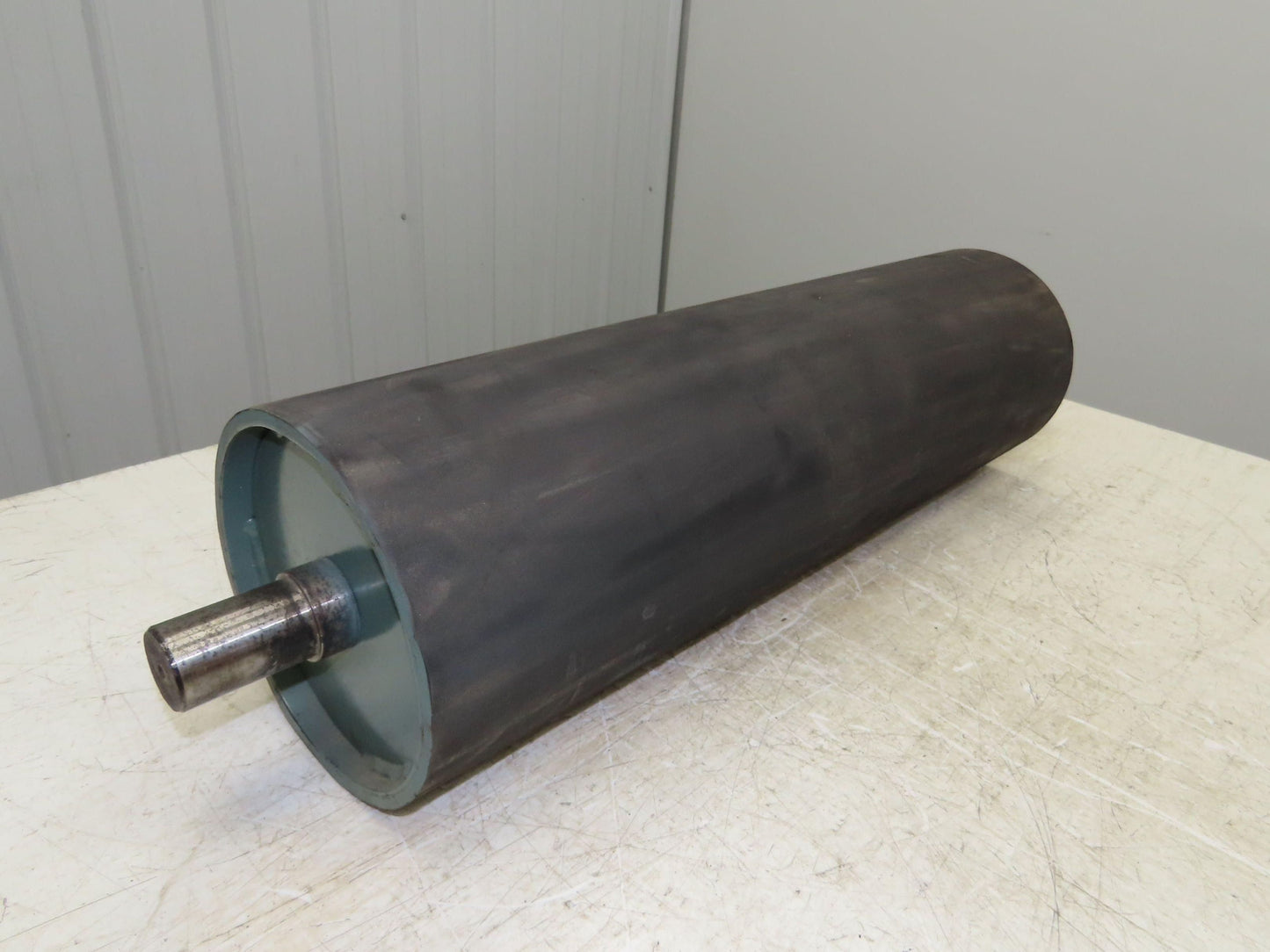 Hytrol 32" Belt Conveyor Center Drive Pulley 8" Dia 28.5"L  B-23714-032