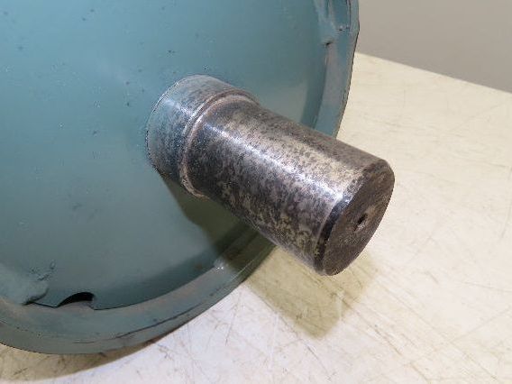 Hytrol 32" Belt Conveyor Center Drive Pulley 8" Dia 28.5"L  B-23714-032