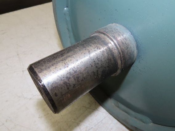 Hytrol 32" Belt Conveyor Center Drive Pulley 8" Dia 28.5"L  B-23714-032