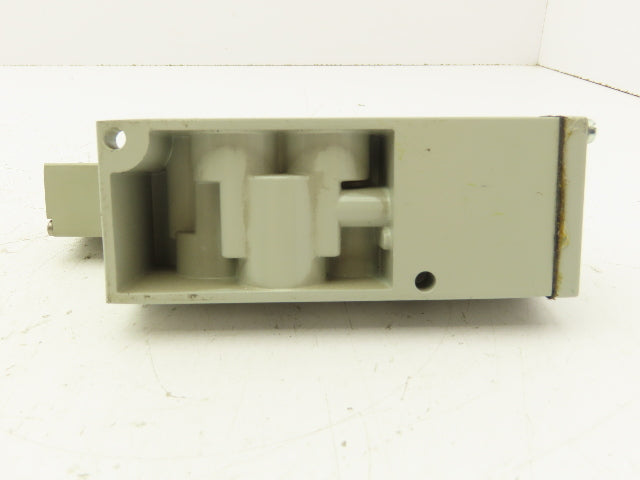 Numatics 122BB43AMN00061 Solenoid Valve Manifold 24VDC 150PSI