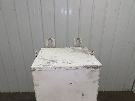 Cutler Hammer P48G11S10P Eaton 10 Kva Electric Transformer Pri 480V Sec 120/240V