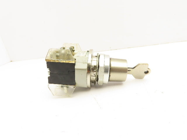 Allen Bradley 800T-N61KF4 Cylinder Lock 4 Position Switch Keyed Maintained 30mm
