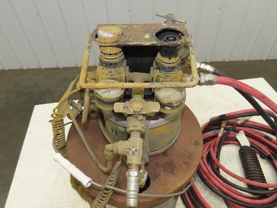 Graco Triton 1:1 150 Air Spray Package Diaphragm Pump Pail Mount Wood Finish
